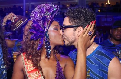 João Vitor Silva compartilha a intensidade e a alegria de seu relacionamento reservado com IZA