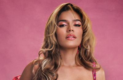 Karol G revela que foi orientada a não criticar a política de imigração dos EUA: “Você se torna um alvo